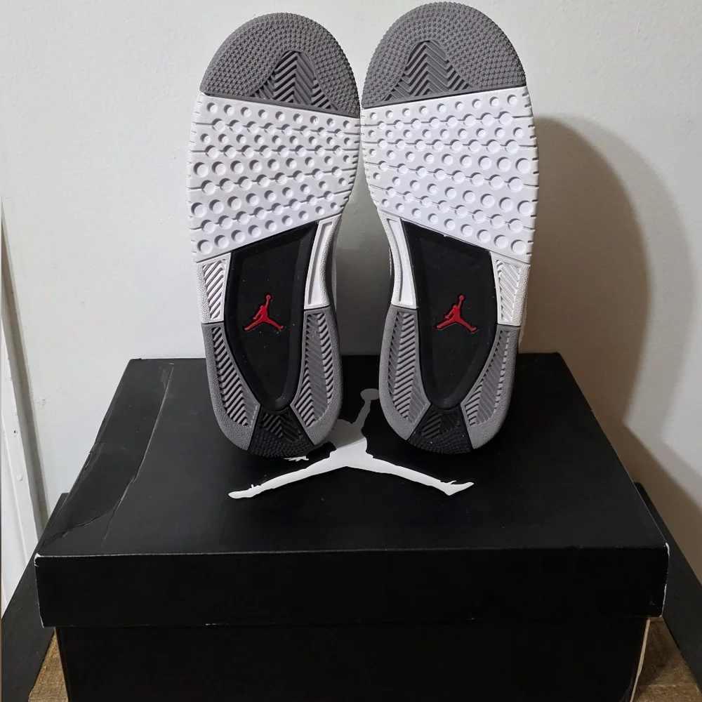 Jordan Flight Origin 3 White/White-Black Fire Red GS Size 5.5Y - Picture 10 of 10